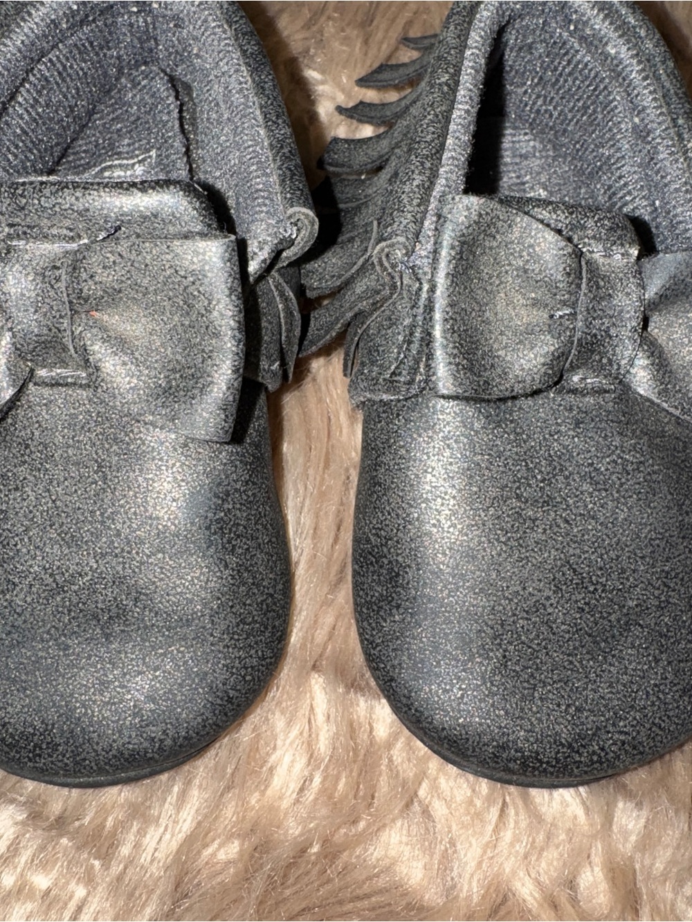 Carter's Metallic Black Baby Bow & Fringe Moccasins 6-9m - Picture 2 of 8